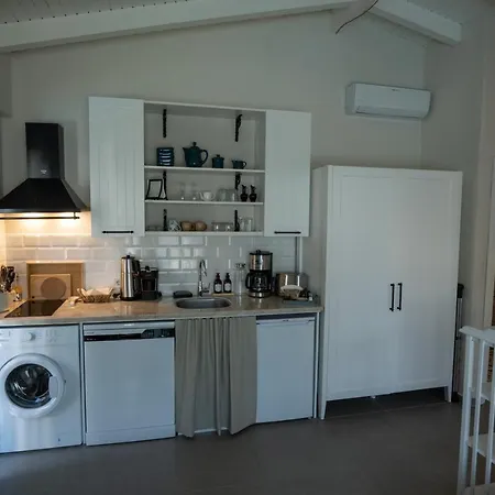 Inn Sedirli Ev 2*