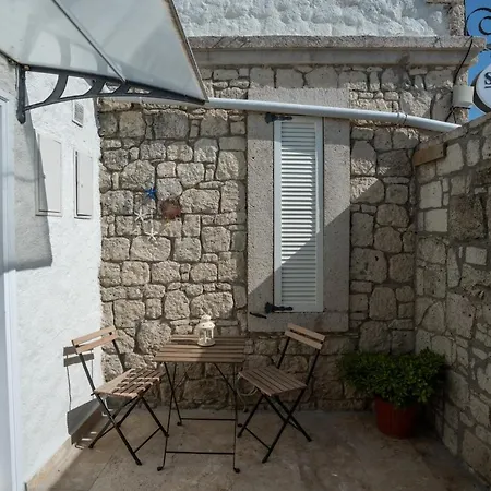 Inn Sedirli Ev Alacati