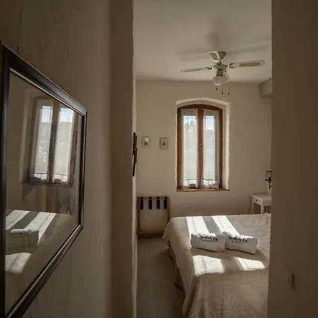 Sedirli Ev Inn Alacati
