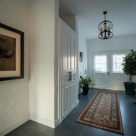 Sedirli Ev Inn Alaçatı