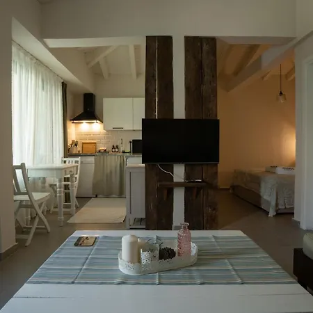 Inn Sedirli Ev Alacati