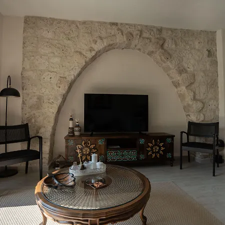 Sedirli Ev 2* 알라카티