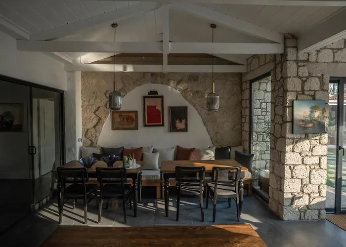 Sedirli Ev Alaçatı