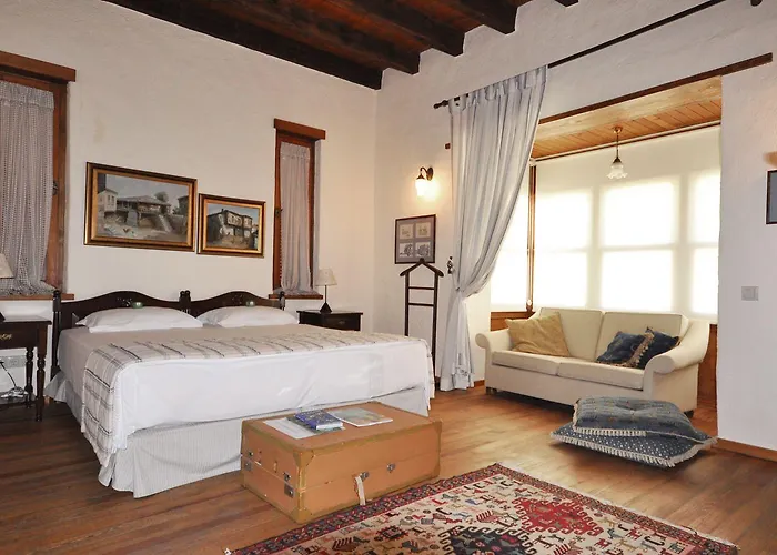 Sedirli Ev Herberg Alaçatı